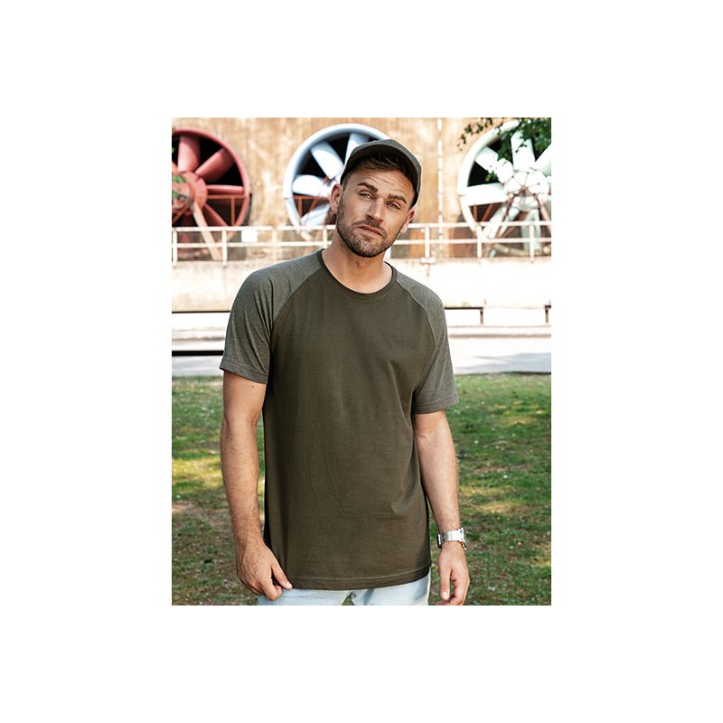 T-Shirt Med Kontrastfärgad Ärm