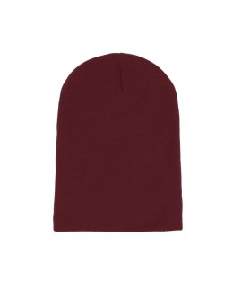 Lång mössa med egen brodyr, vinröd